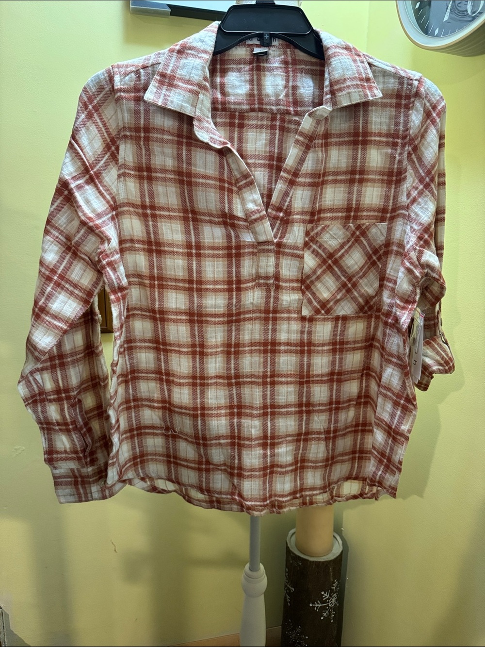 NWT Dash long sleeve plaid shirt size L.